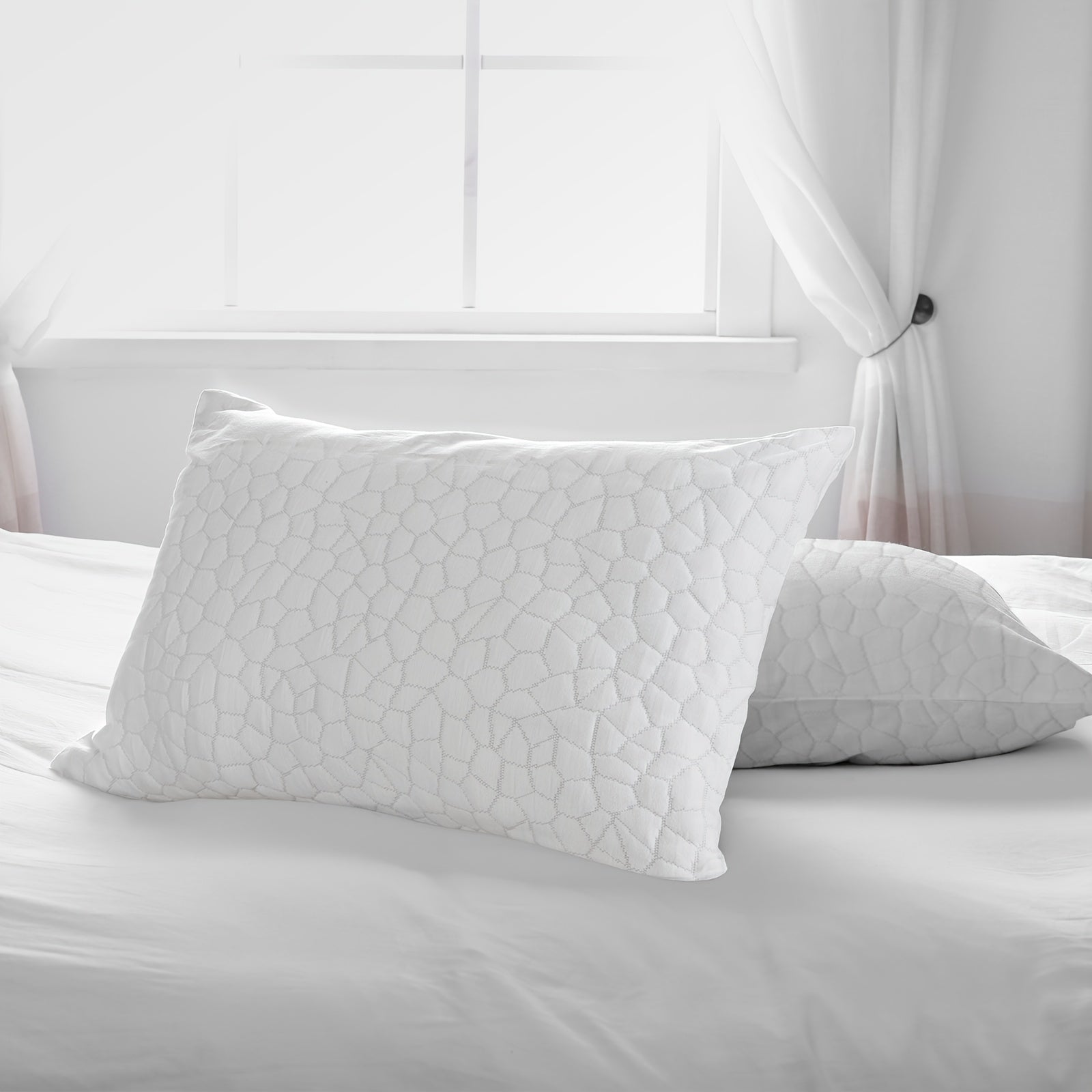 Cooling Pillow Queen Size, Shredded Cool Pillow for Hot Sleepers, Adjustable Firm Soft Support Bed Pillows Perfect for Back Neck And Side Sleeping with Pillow Case Cover, White