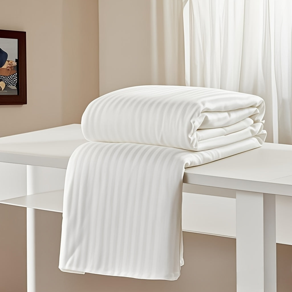 Luxury Mulberry Silk Duvet With 100% Cotton Cover, Ultra-Lightweight & Breathable-Perfect For Summer Nights, Offering A Cloud-Like Sleep Experience In The Heat